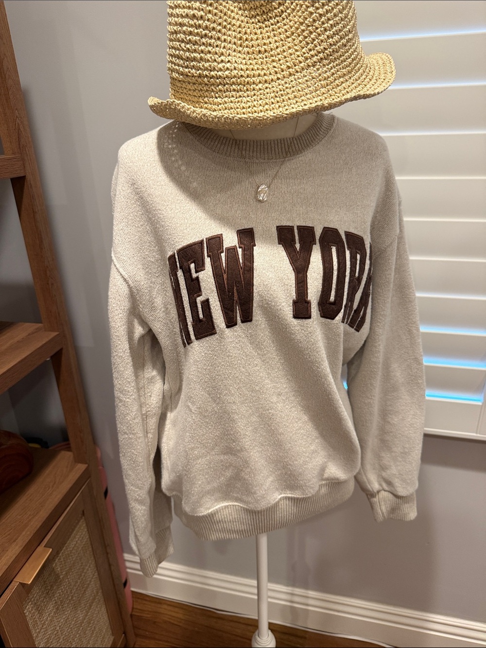 Cream 'New York' Crewneck Sweater